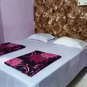  Hostel Mother India