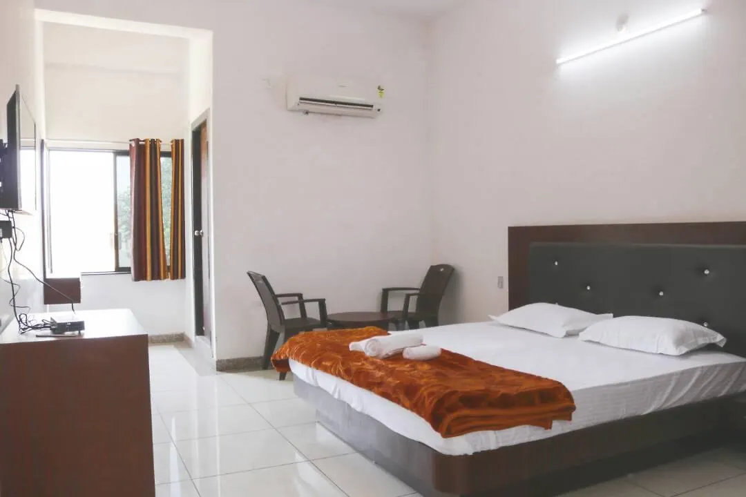 Rajmandir Holiday Inn 烏代浦 酒店